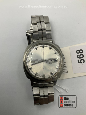Lot 568