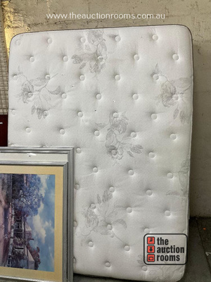 Lot 695