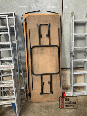 Lot 819