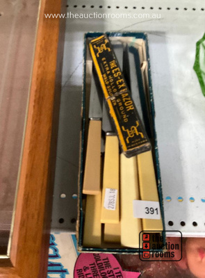 Lot 391