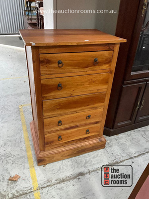 Lot 763