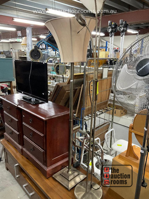 Lot 880