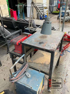 Lot 835