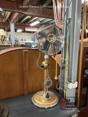 Lot 749