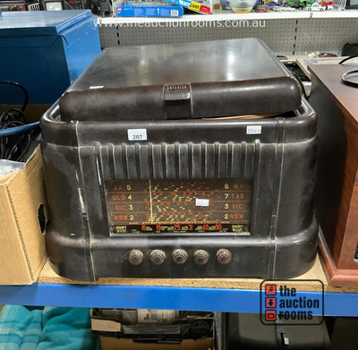 Lot 207