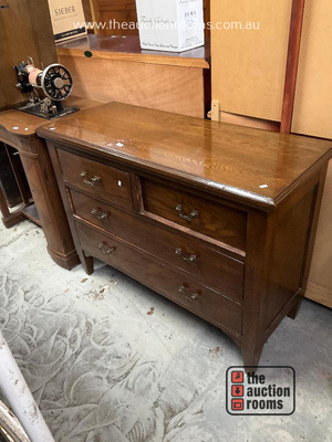 Lot 897