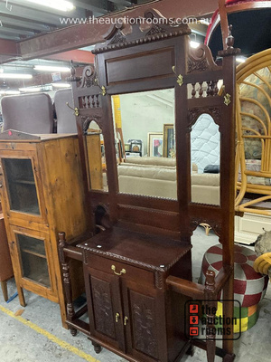 Lot 784