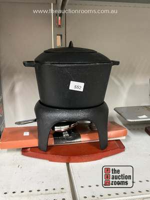 Lot 552