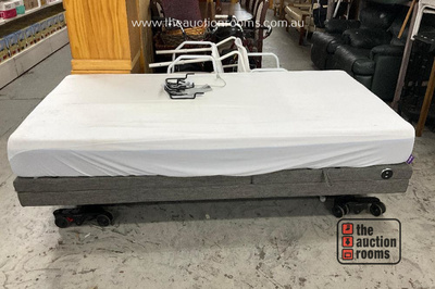 Lot 932