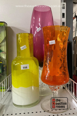 Lot 558