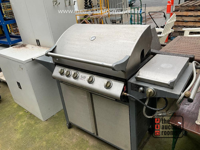 Lot 910