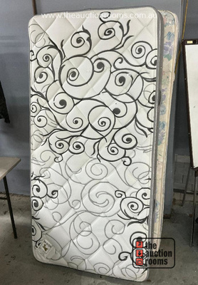 Lot 723