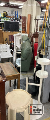 Lot 823