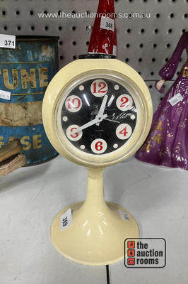 Lot 369
