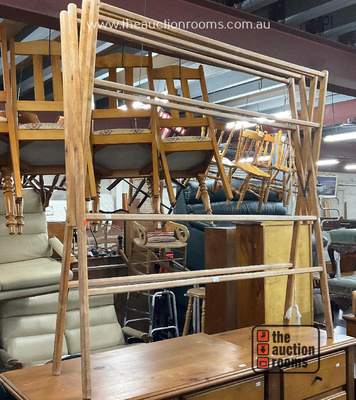 Lot 953