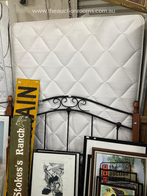 Lot 702