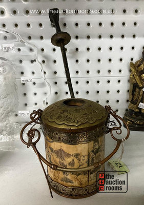 Lot 490