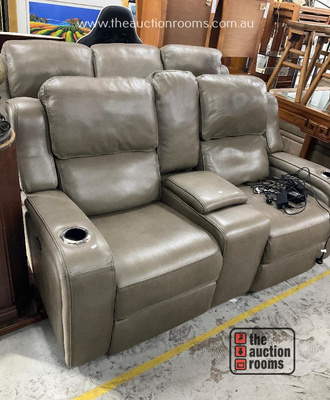 Lot 739