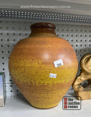 Lot 306