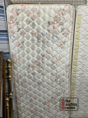 Lot 790