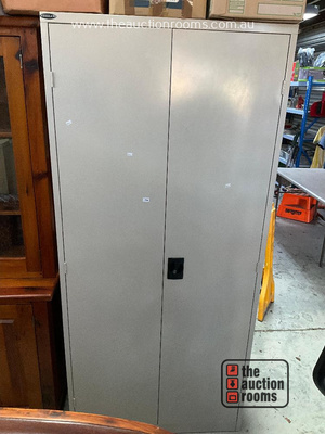 Lot 736