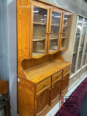 Lot 758