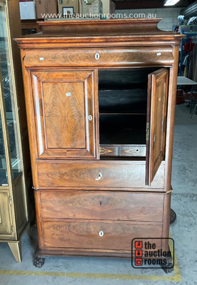 Lot 858