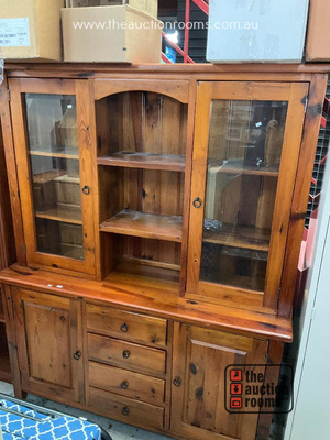 Lot 735