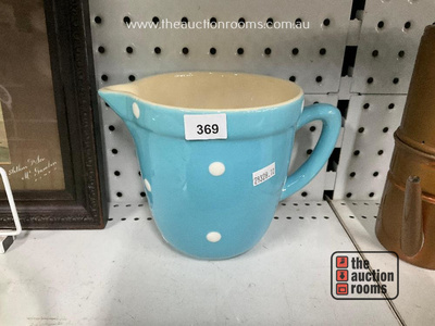 Lot 369