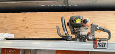 Lot 220