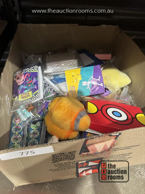 Lot 775