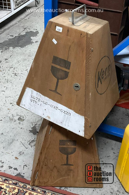 Lot 128